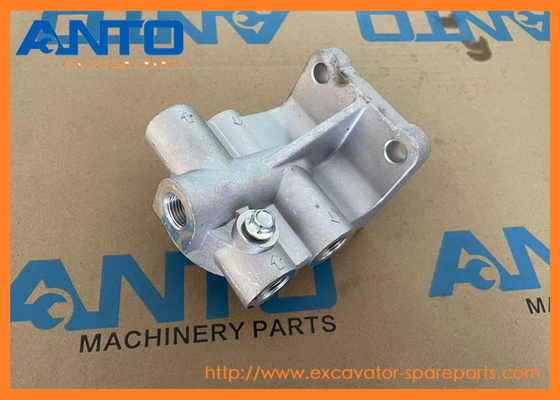 6745-71-7211 Bagian Excavator Kepala Filter Untuk KOMATSU D65EX D65PX D65WX GD655 GD675