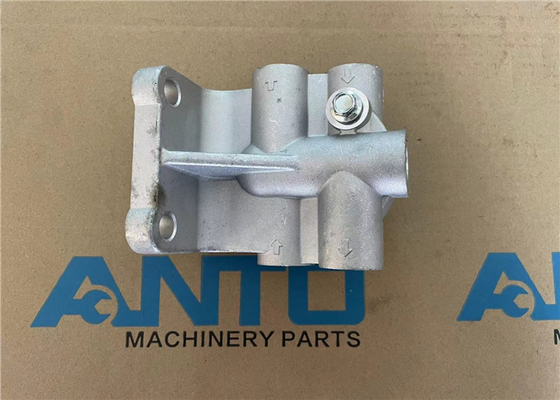 6745-71-7211 Bagian Excavator Kepala Filter Untuk KOMATSU D65EX D65PX D65WX GD655 GD675