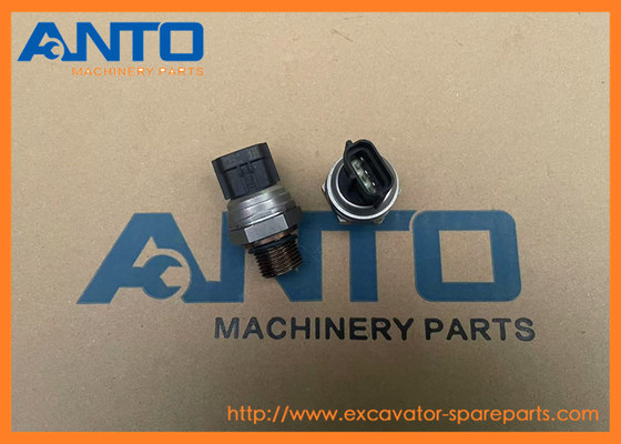 4703324 Sensor Tekanan HITACHI Excavator Bagian Listrik Fitting Untuk ZX140W-3 ZX145W-3