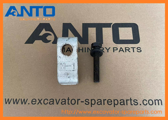 4720559 Pipe Clamp Excavator Spare Parts Untuk HITACHI ZX470-5G ZX470H-5G ZX470LC-5B